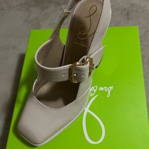 Sam Edelman Beige Women's Heels with Gold Buckle